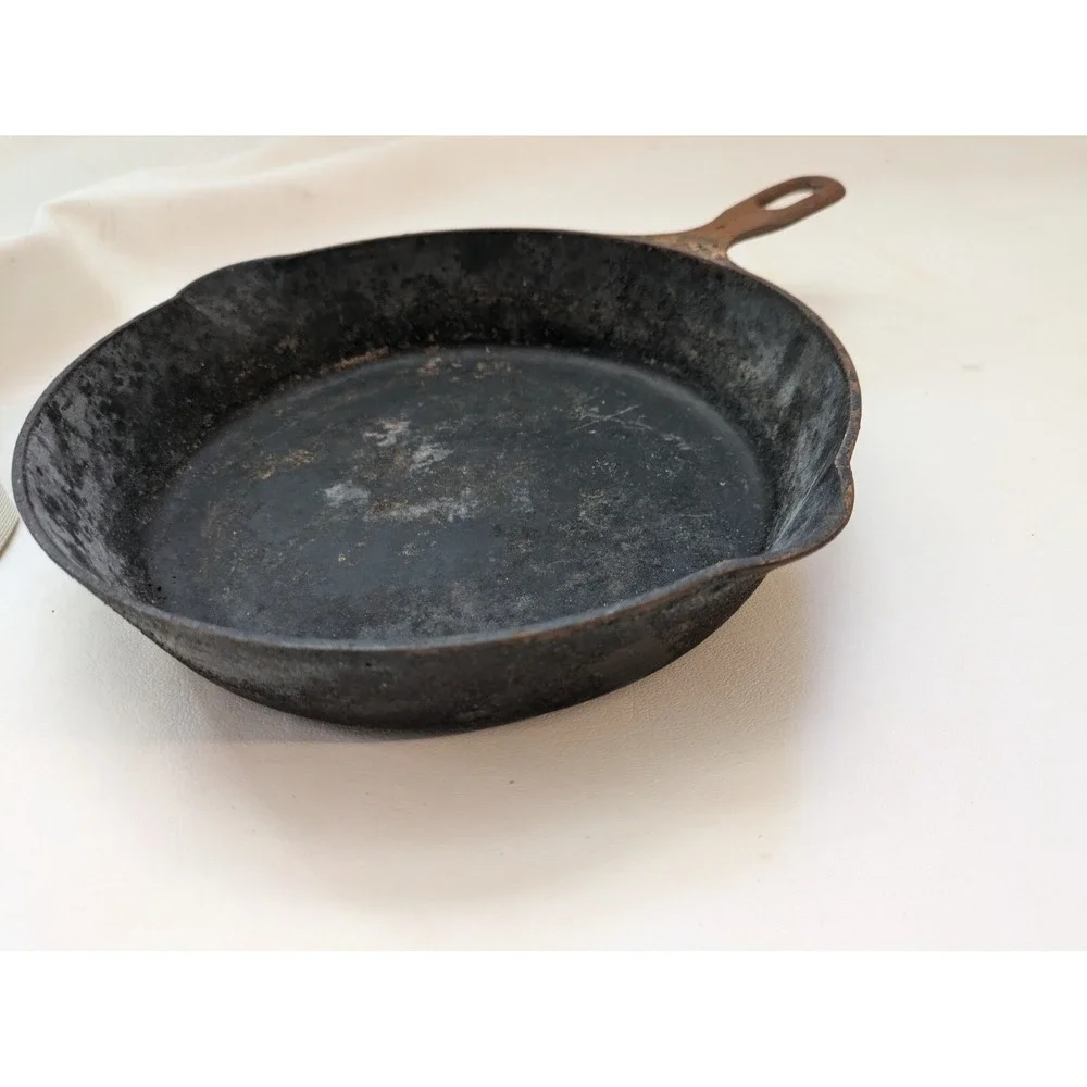 Griswold Iron Mountain 7 1032A Cast Iron Skillet Ban 2 Spout Unrestored